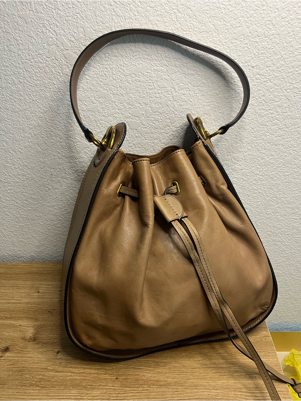 NWOT Frye Ilana Cinched Leather Hobo Bucket Bag - Taupe/Tan with COA